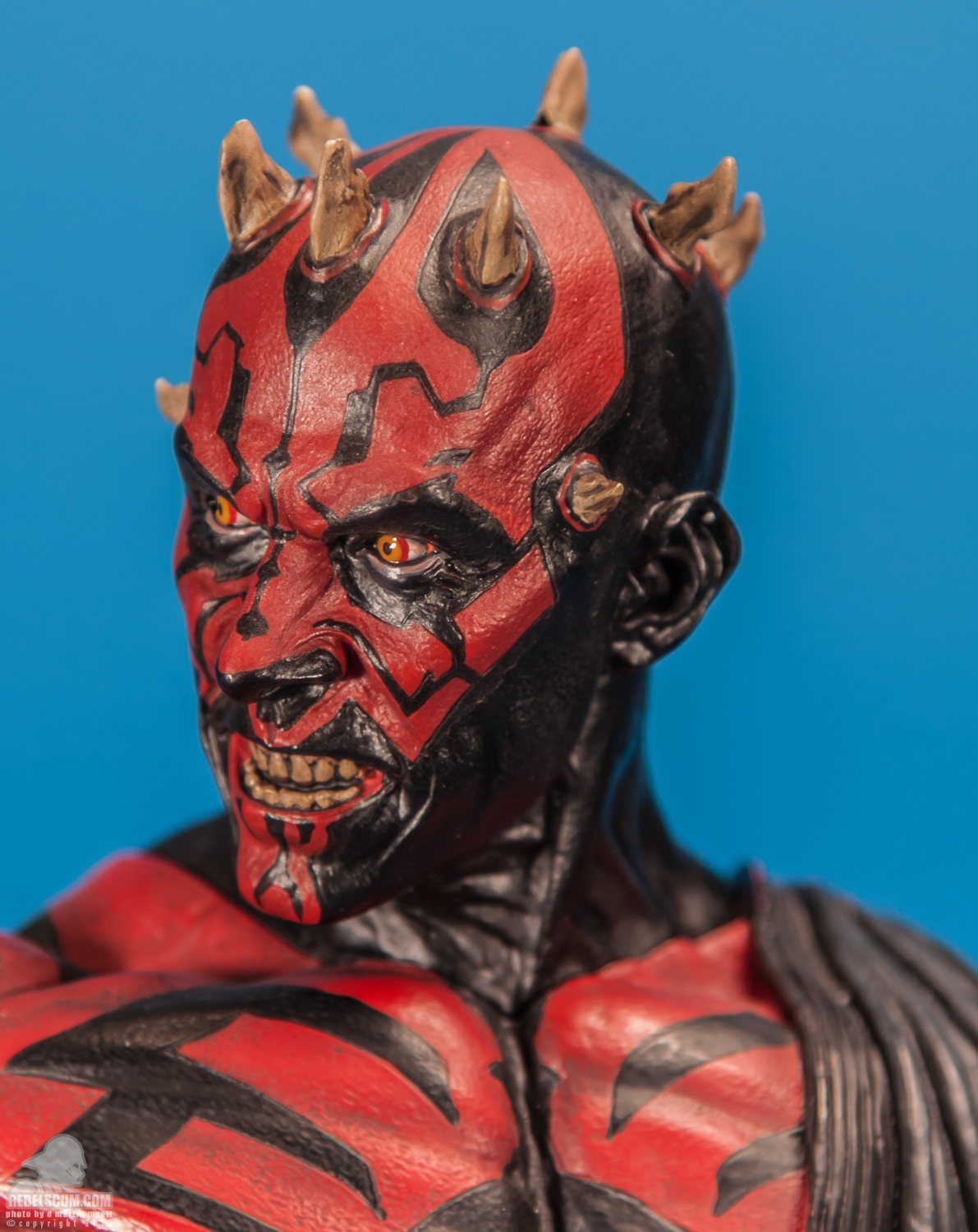 Darth_Maul_Mythos_Star_Wars_Sideshow_Collectibles-11.jpg