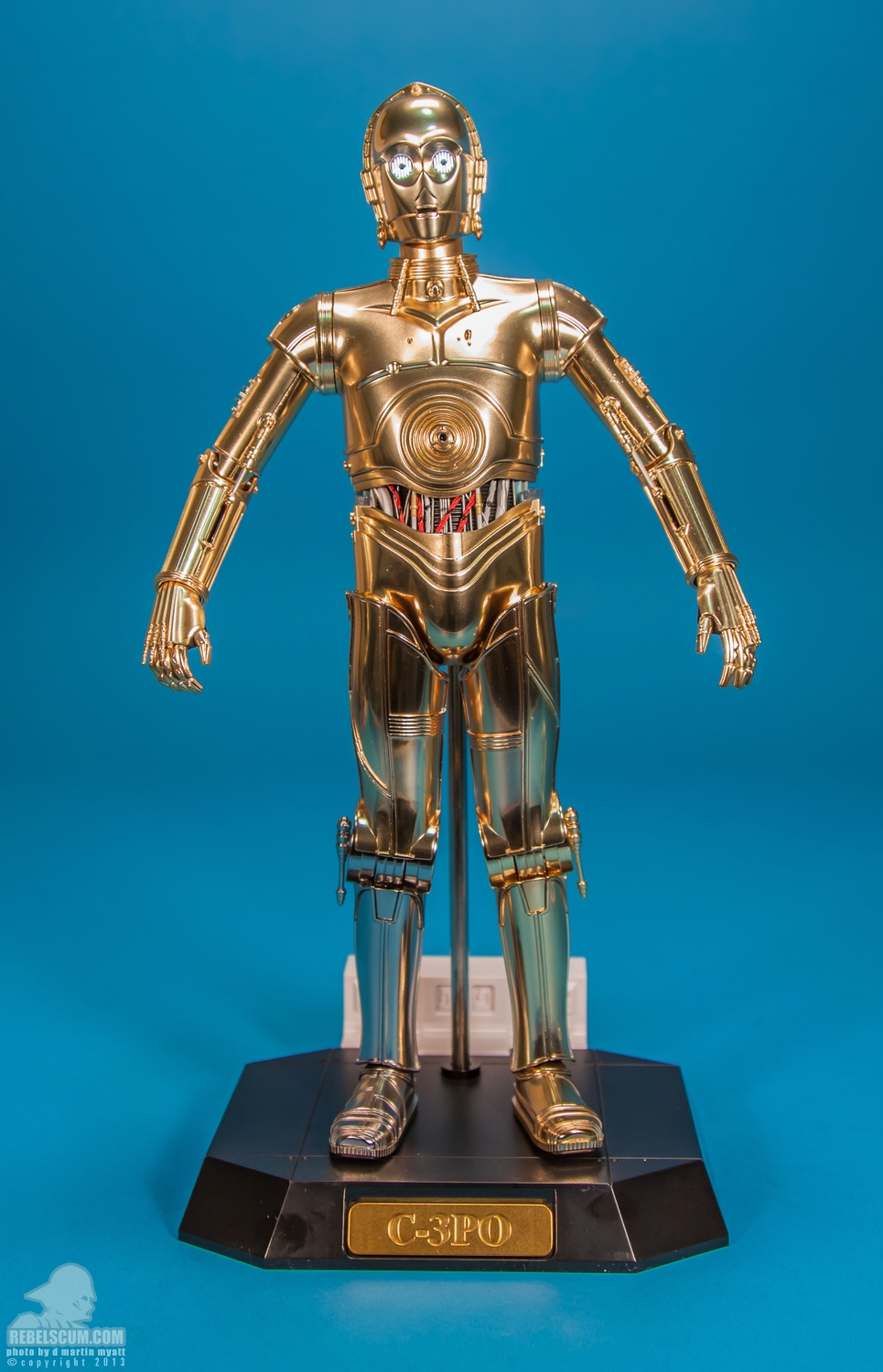 Tamashii-Nations-C-3PO-Perfect-Model-Chogokin-Figure-023.jpg