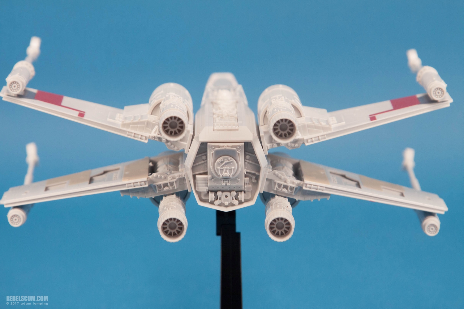 bandai-red-squadron-x-wing-starfighter-scale-model-kit-008.jpg