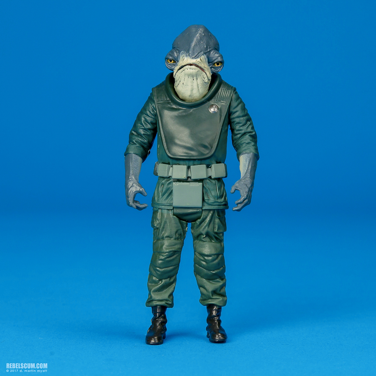 Admiral-Raddus-C1973-B7072-Rogue-One-Hasbro-001.jpg