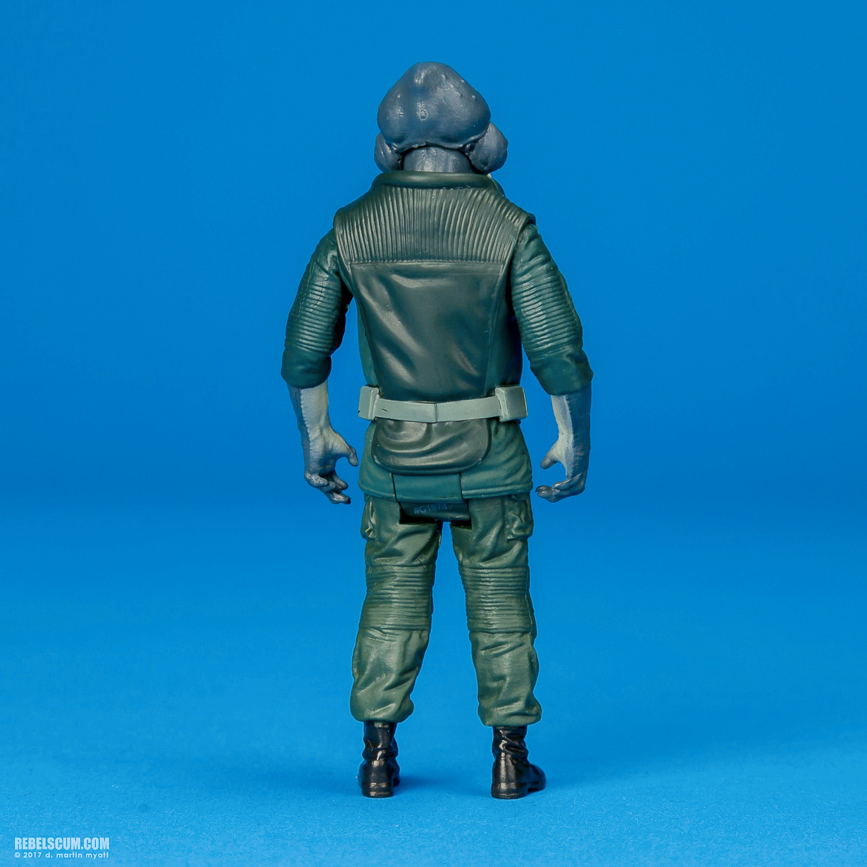 Admiral-Raddus-C1973-B7072-Rogue-One-Hasbro-004.jpg