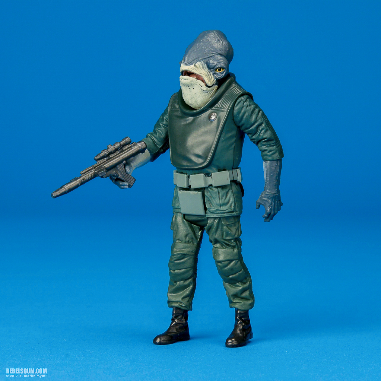 Admiral-Raddus-C1973-B7072-Rogue-One-Hasbro-006.jpg