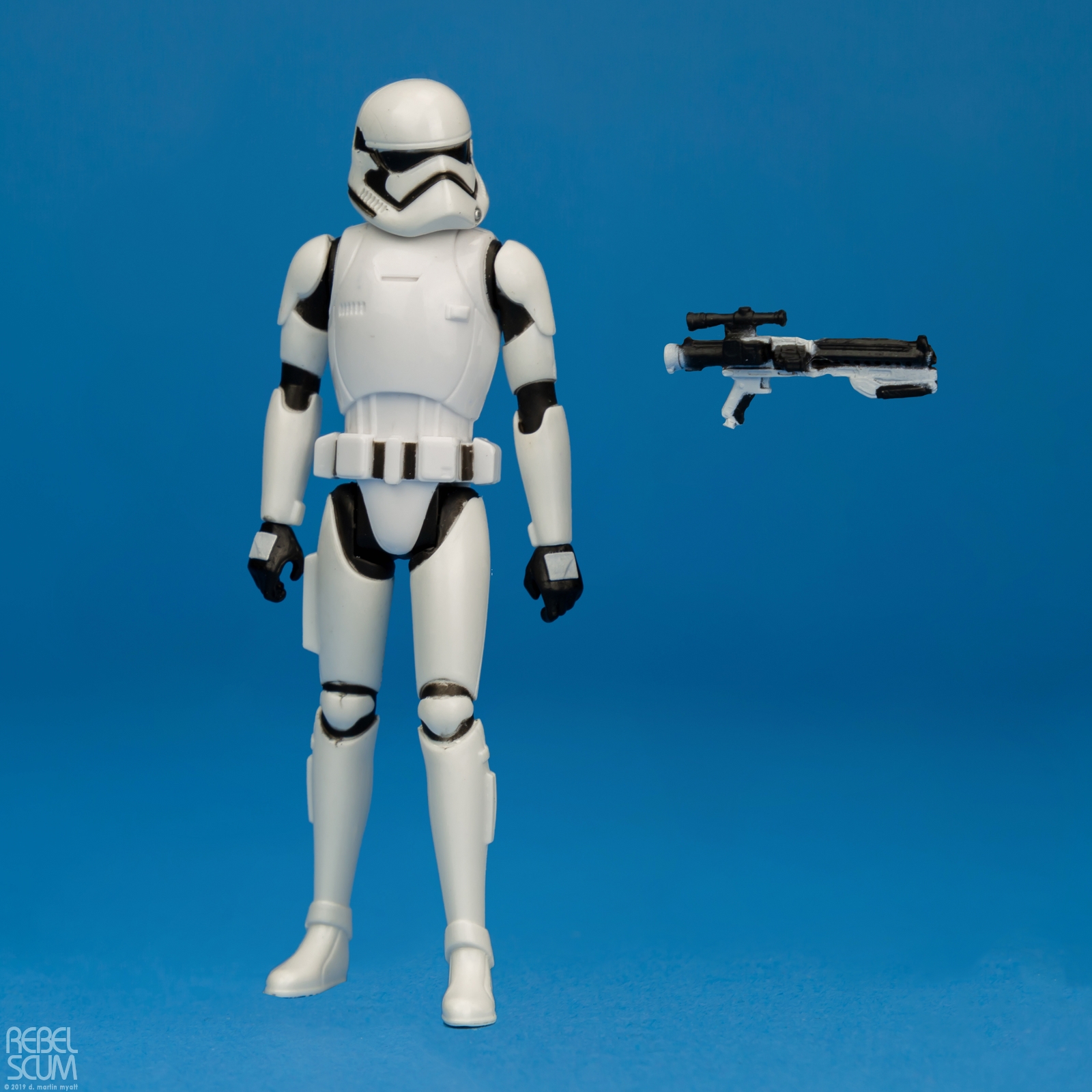 First-Order-Stormtrooper-Star-Wars-Universe-Resistance-005.jpg