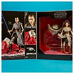 Rey-Jedi-Training-Crait-C3226-Star-Wars-The-Black-Series-014.jpg