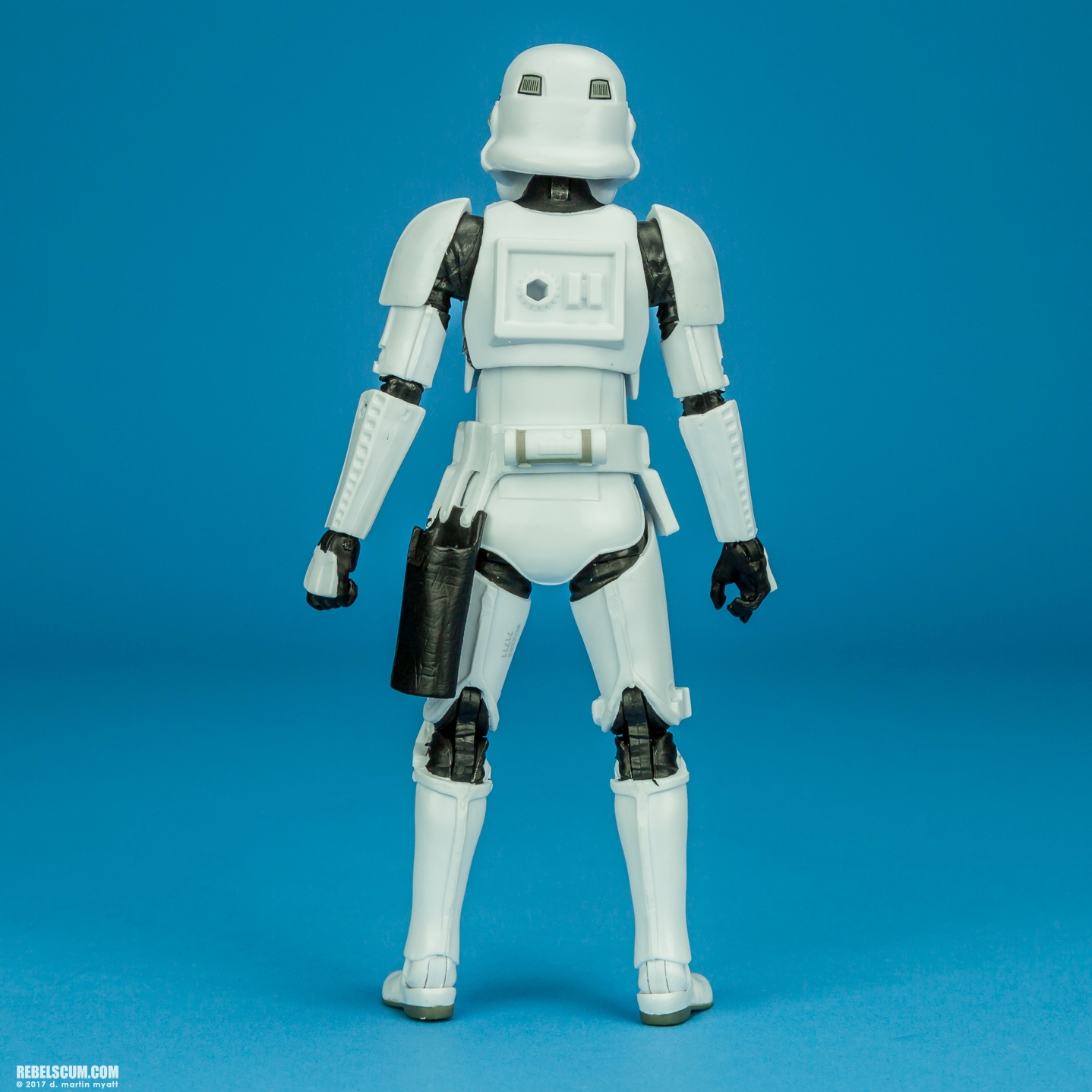 Stormtrooper-48-The-Black-Series-6-Inch-004.jpg