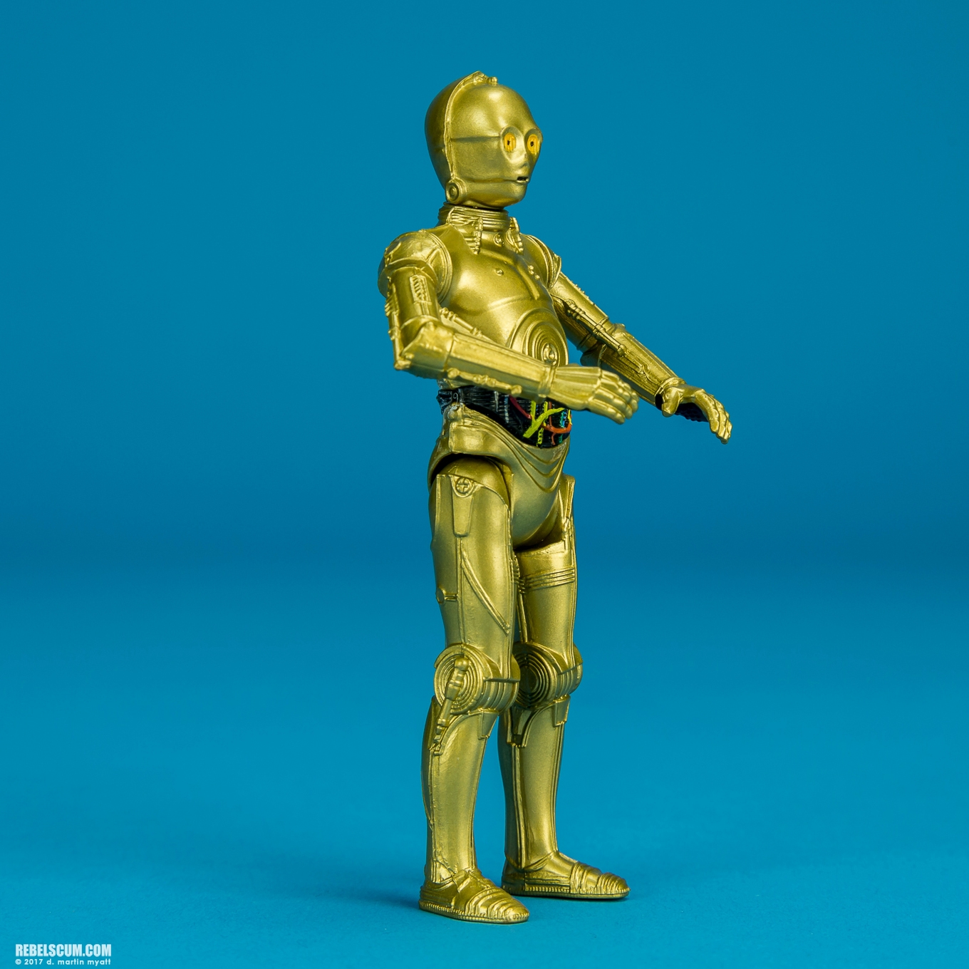 The-Last-Jedi-Star-Wars-Universe-C-3PO-Hasbro-002.jpg