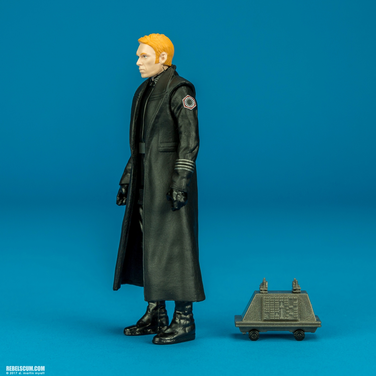 The-Last-Jedi-Star-Wars-Universe-General-Hux-003.jpg