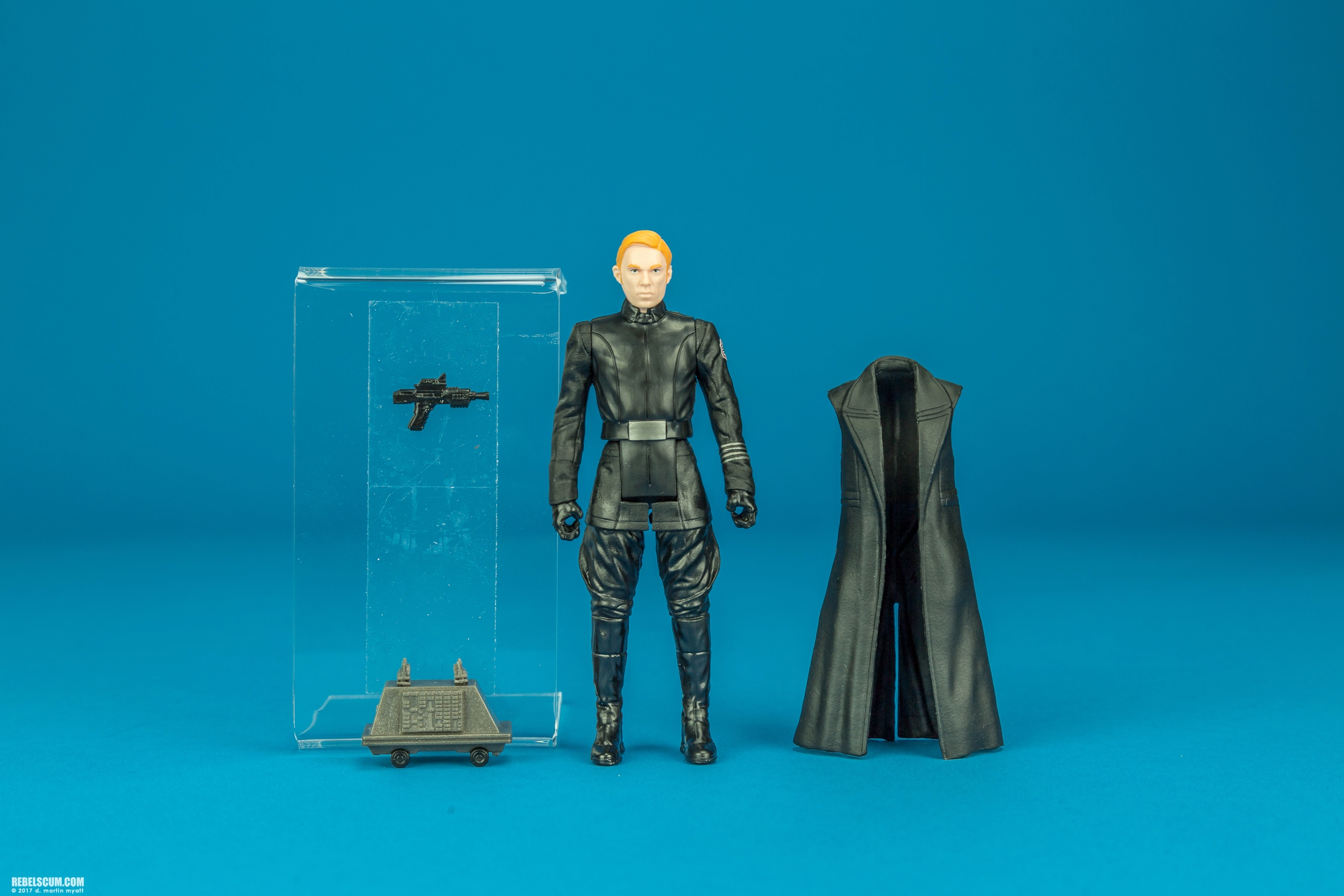 The-Last-Jedi-Star-Wars-Universe-General-Hux-009.jpg