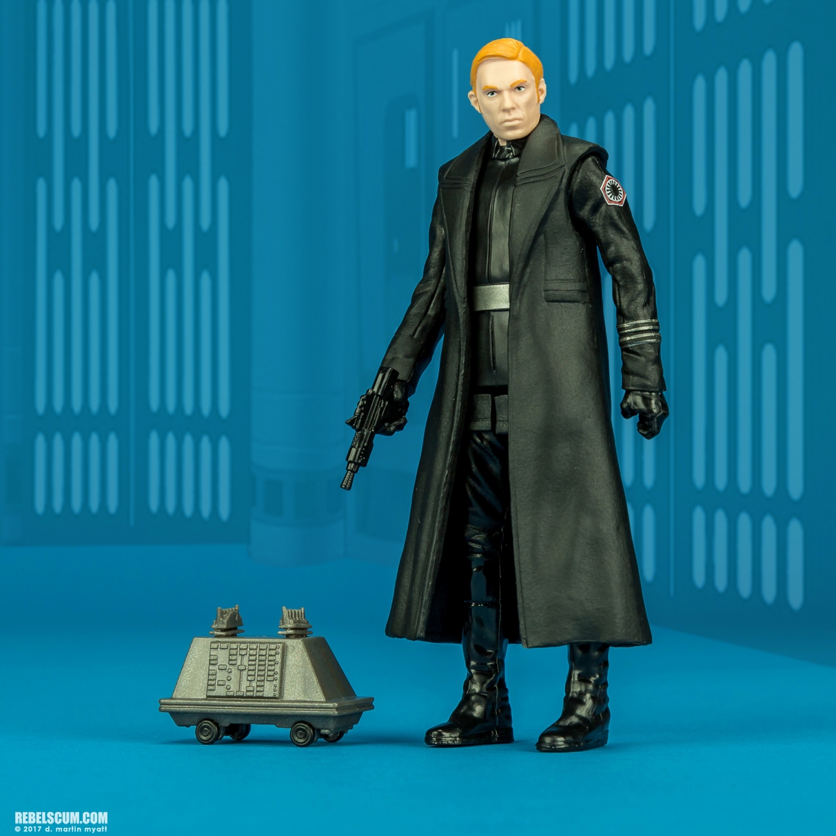 The-Last-Jedi-Star-Wars-Universe-General-Hux-012.jpg