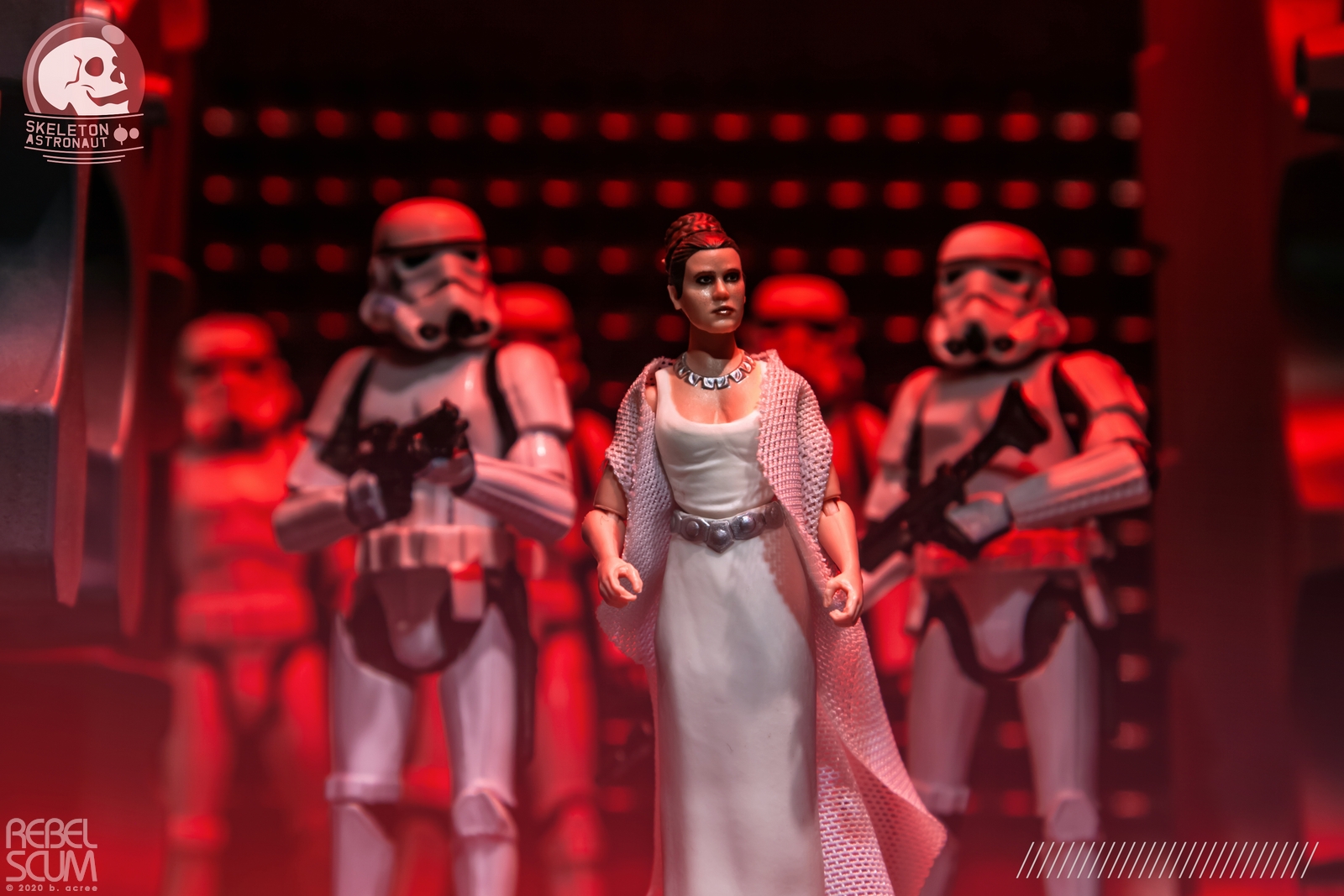 The-Vintage-Collection-VC150-Princess-Leia-Yavin-Ceremony-011.jpg