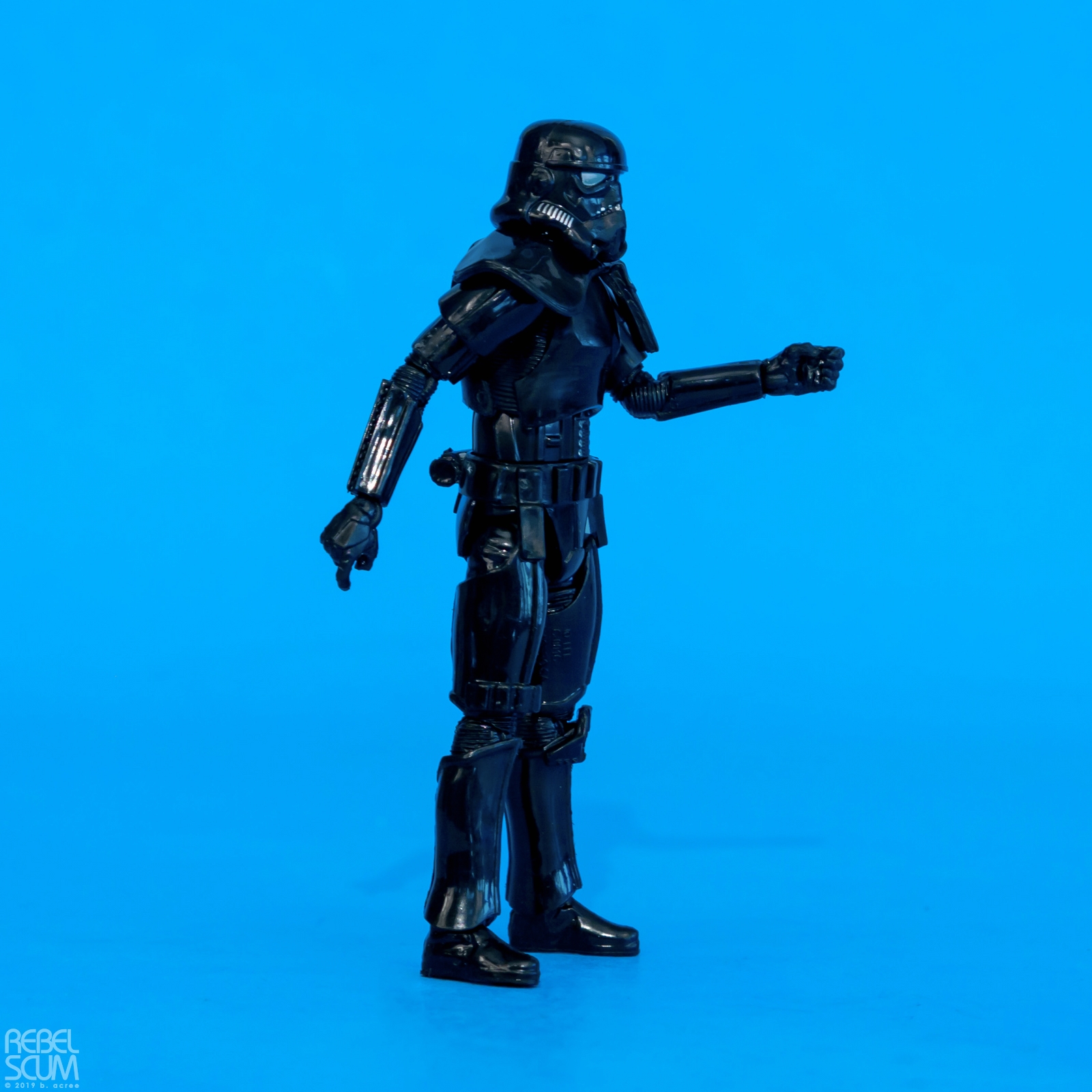 The-Vintage-Collection-VC163-Shadow-Trooper-007.jpg