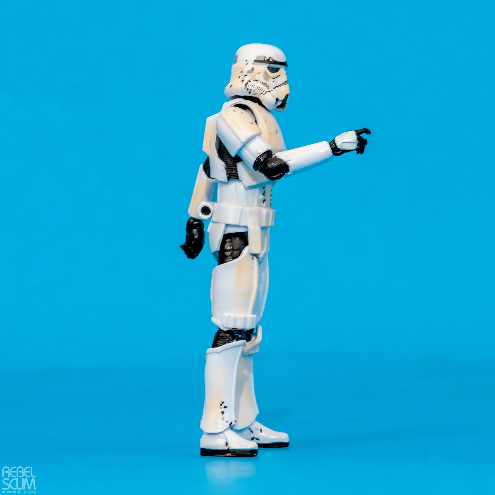 The-Vintage-Collection-VC165-Remnant-Stormtrooper-002.jpg