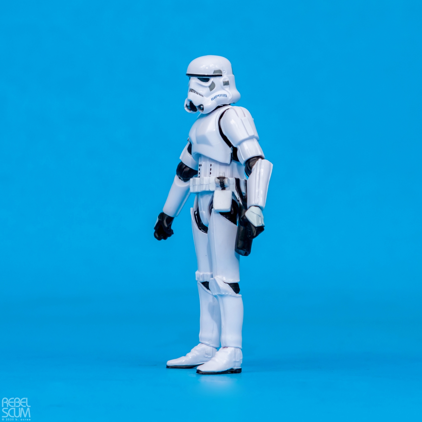 VC-169-The-Vintage-Collection-Luke-Skywalker-Stormtrooper-007.jpg