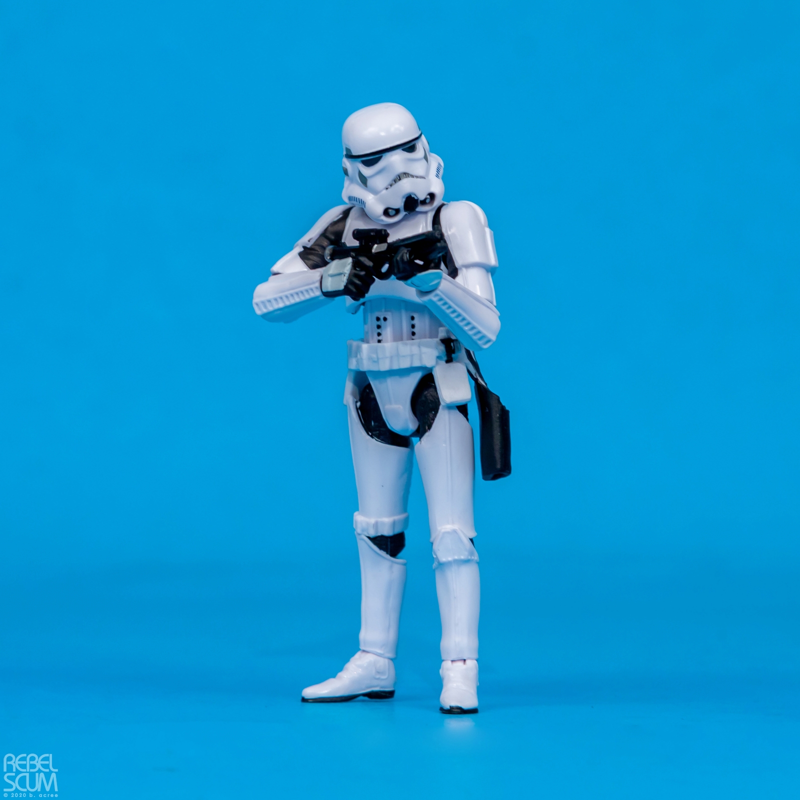 VC-169-The-Vintage-Collection-Luke-Skywalker-Stormtrooper-010.jpg