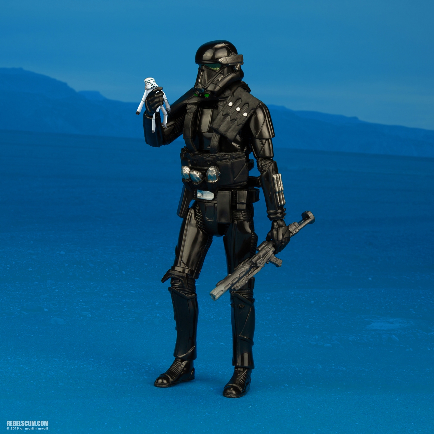 VC127-Imperial-Death-Trooper-The-Vintage-Collection-013.jpg