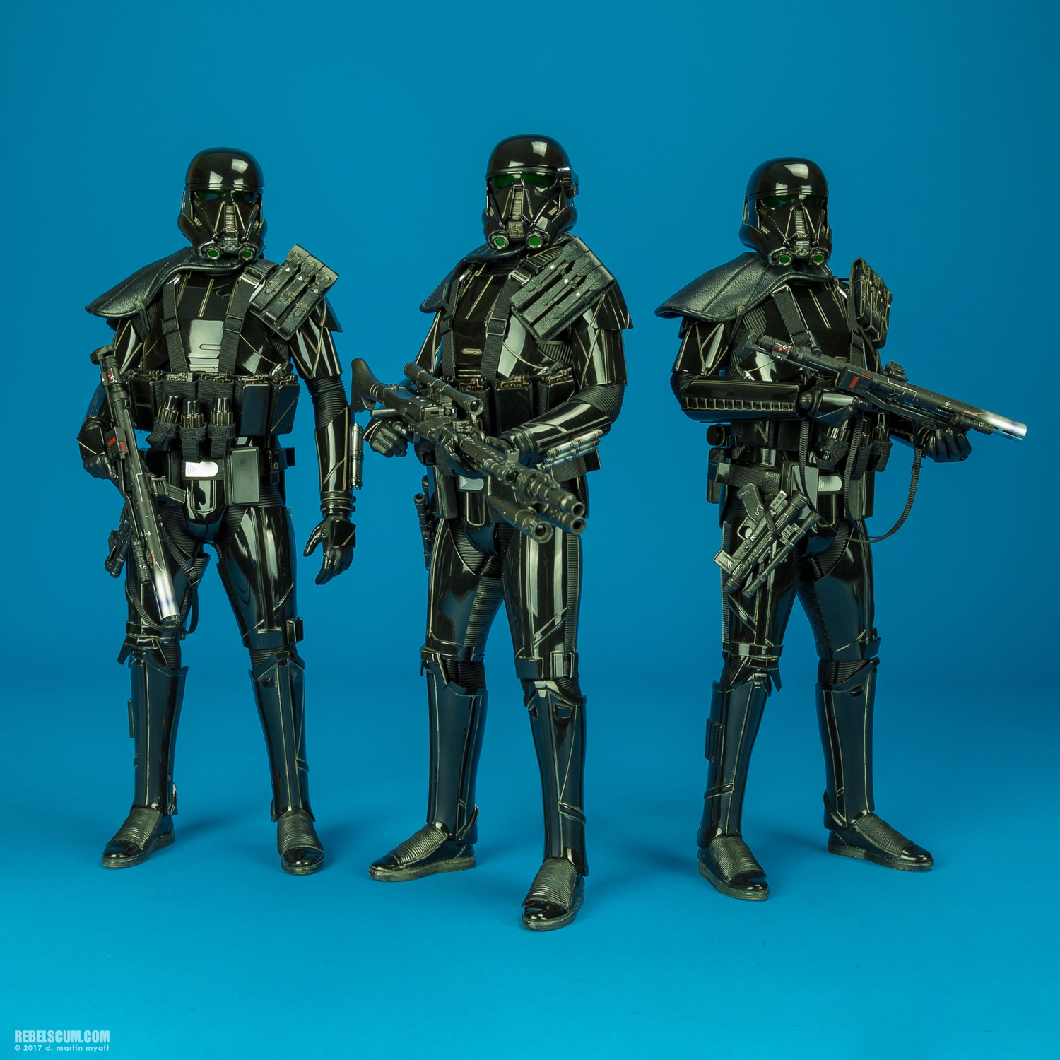 Death-Trooper-Specialist-Deluxe-MMS399-Hot-Toys-015.jpg