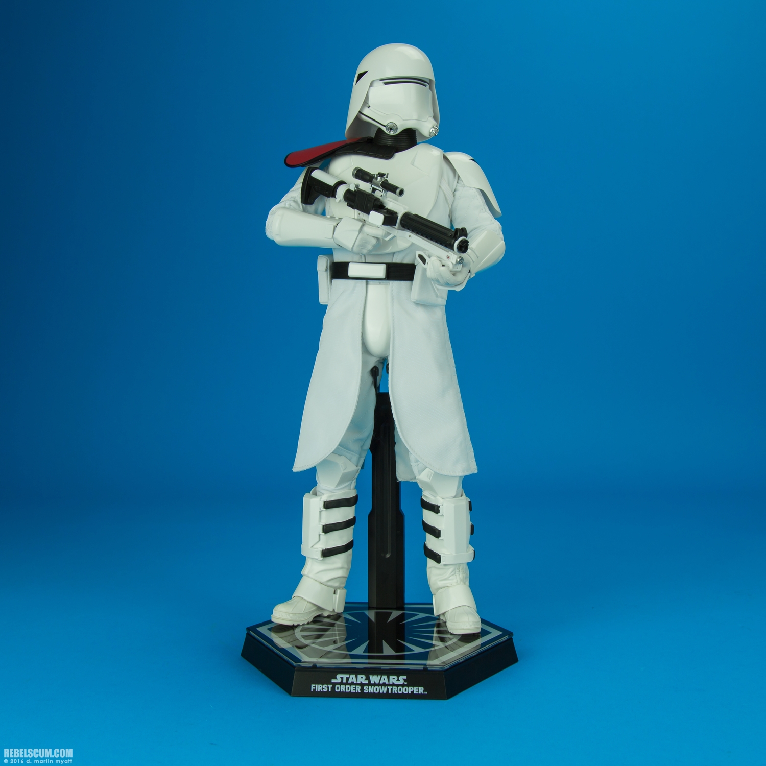 Hot-Toys-MMS323-First-Order-Snowtroopers-Set-020.jpg