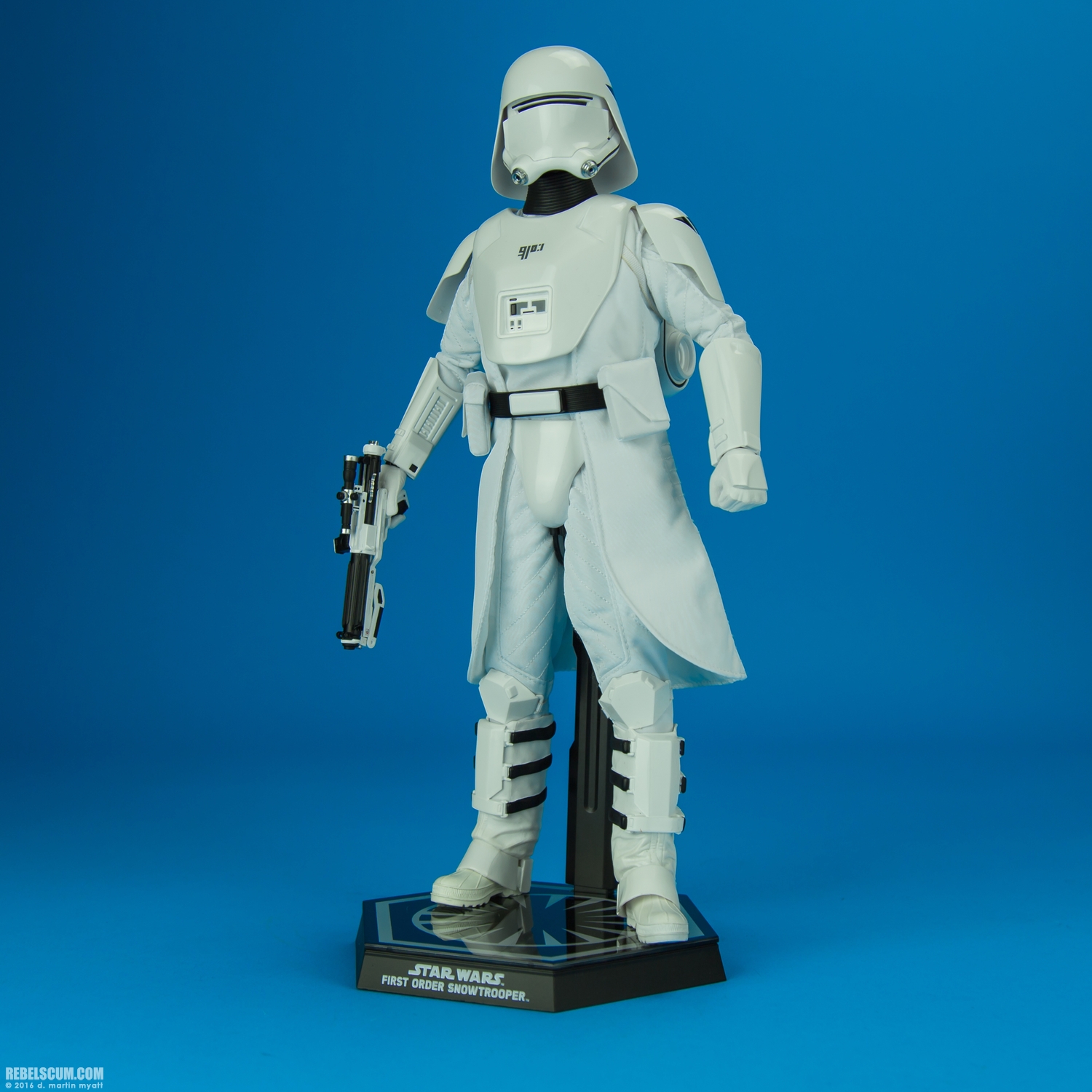 Hot-Toys-MMS323-First-Order-Snowtroopers-Set-021.jpg
