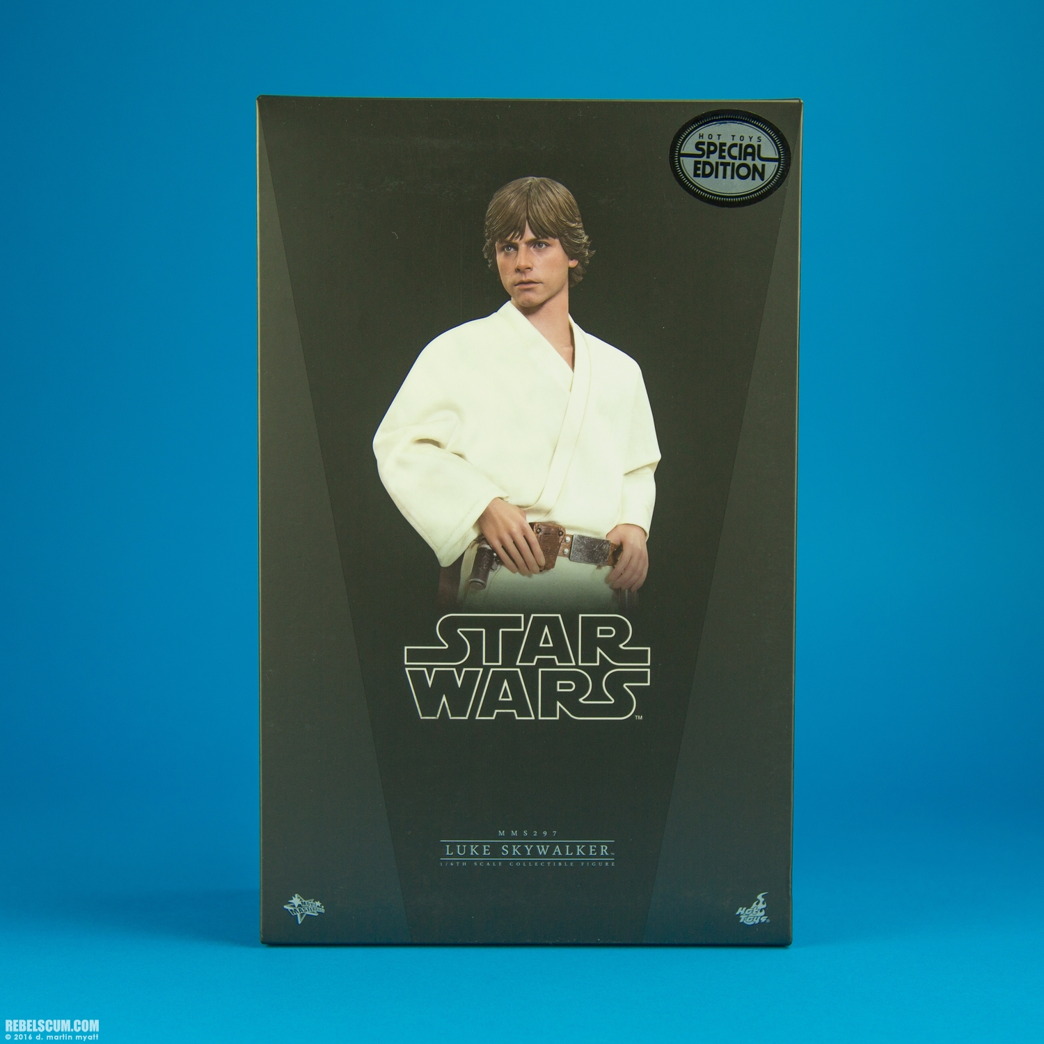Luke-Skywalker-MMS297-Hot-Toys-Star-Wars-A-New-Hope-042.jpg