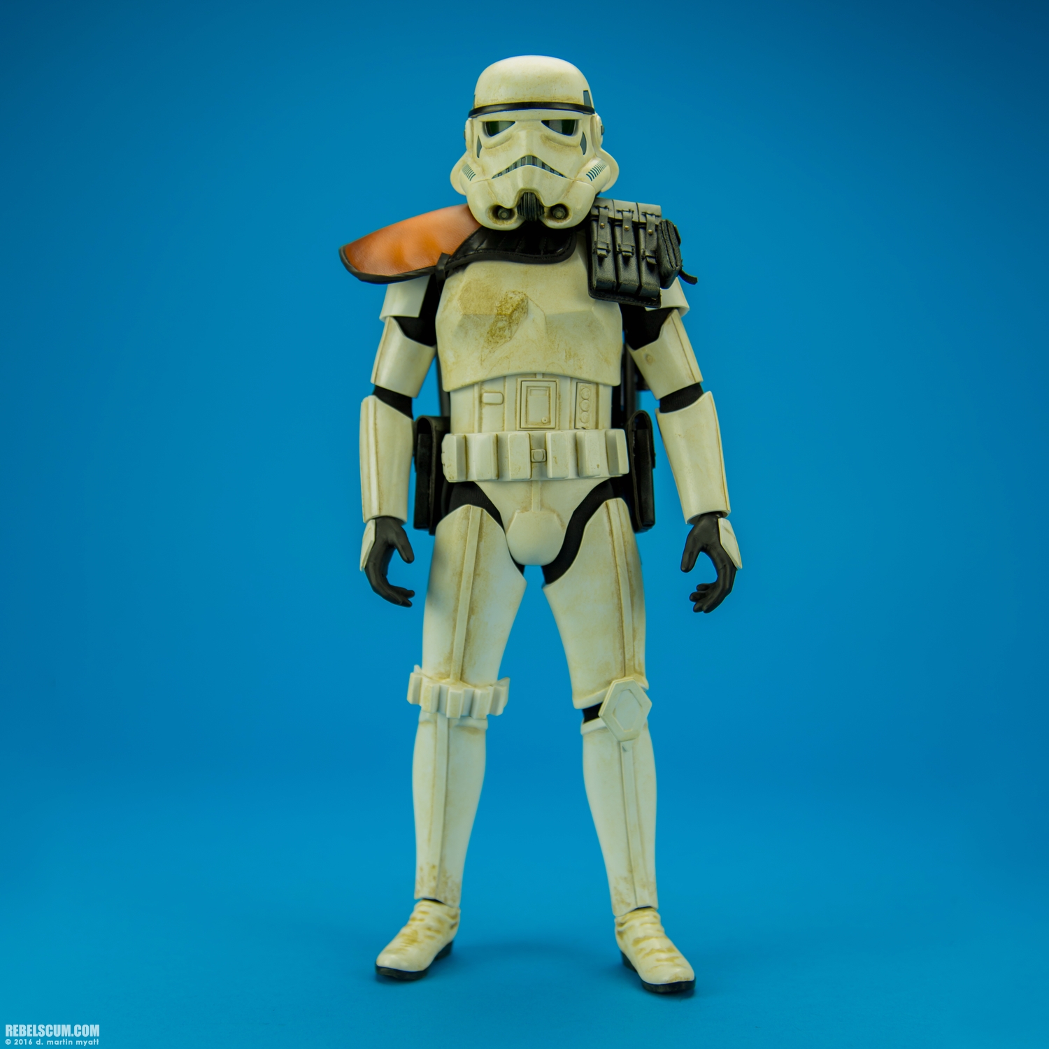 MMS295-Sandtrooper-Star-Wars-A-New-Hope-Hot-Toys-001.jpg