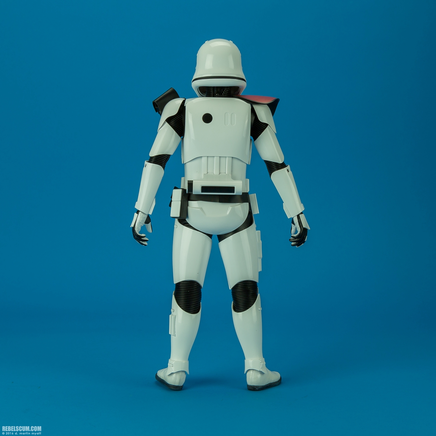 MMS335-First-Order-Stormtrooper-Officer-Set-Hot-Toys-004.jpg