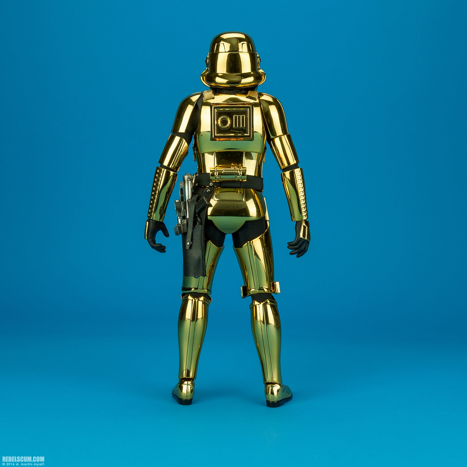 MMS364-Stormtrooper-Gold-Chrome-Version-Hot-Toys-004.jpg