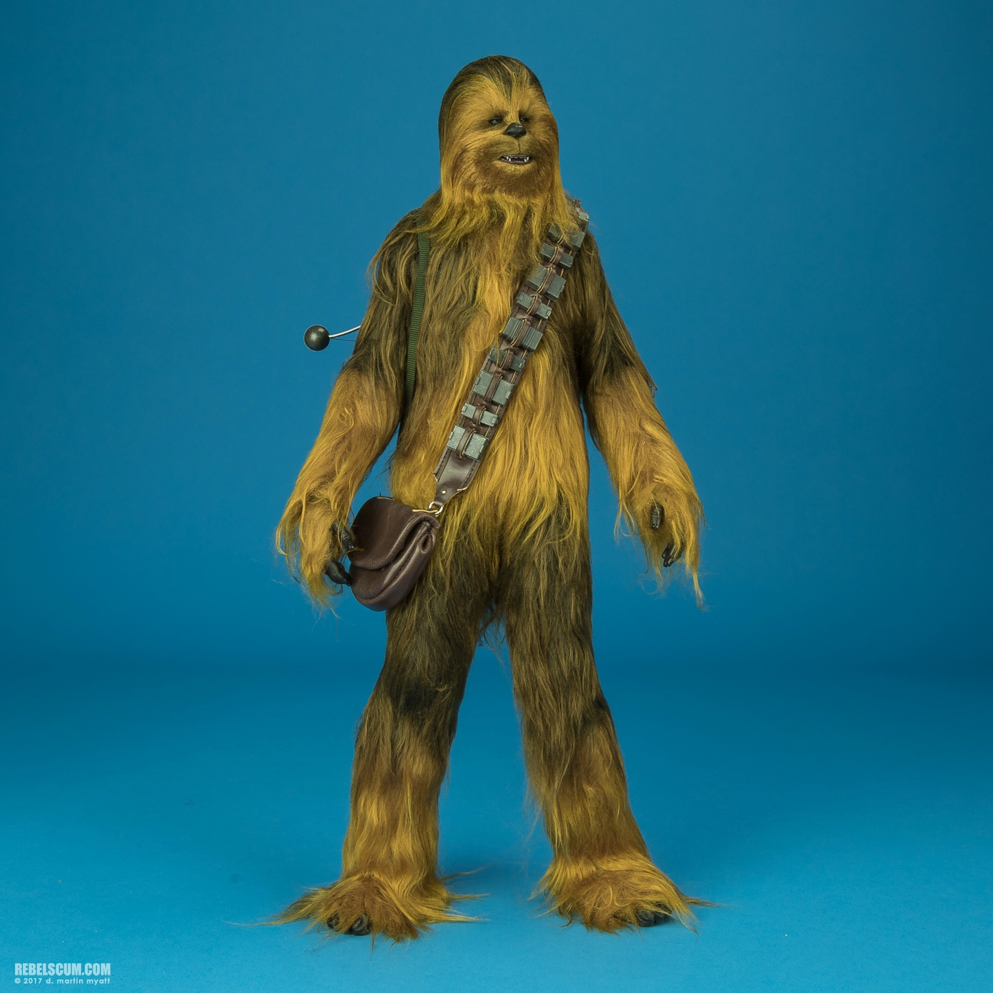 MMS376-Han-Solo-Chewbacca-The-Force-Awakens-Hot-Toys-030.jpg