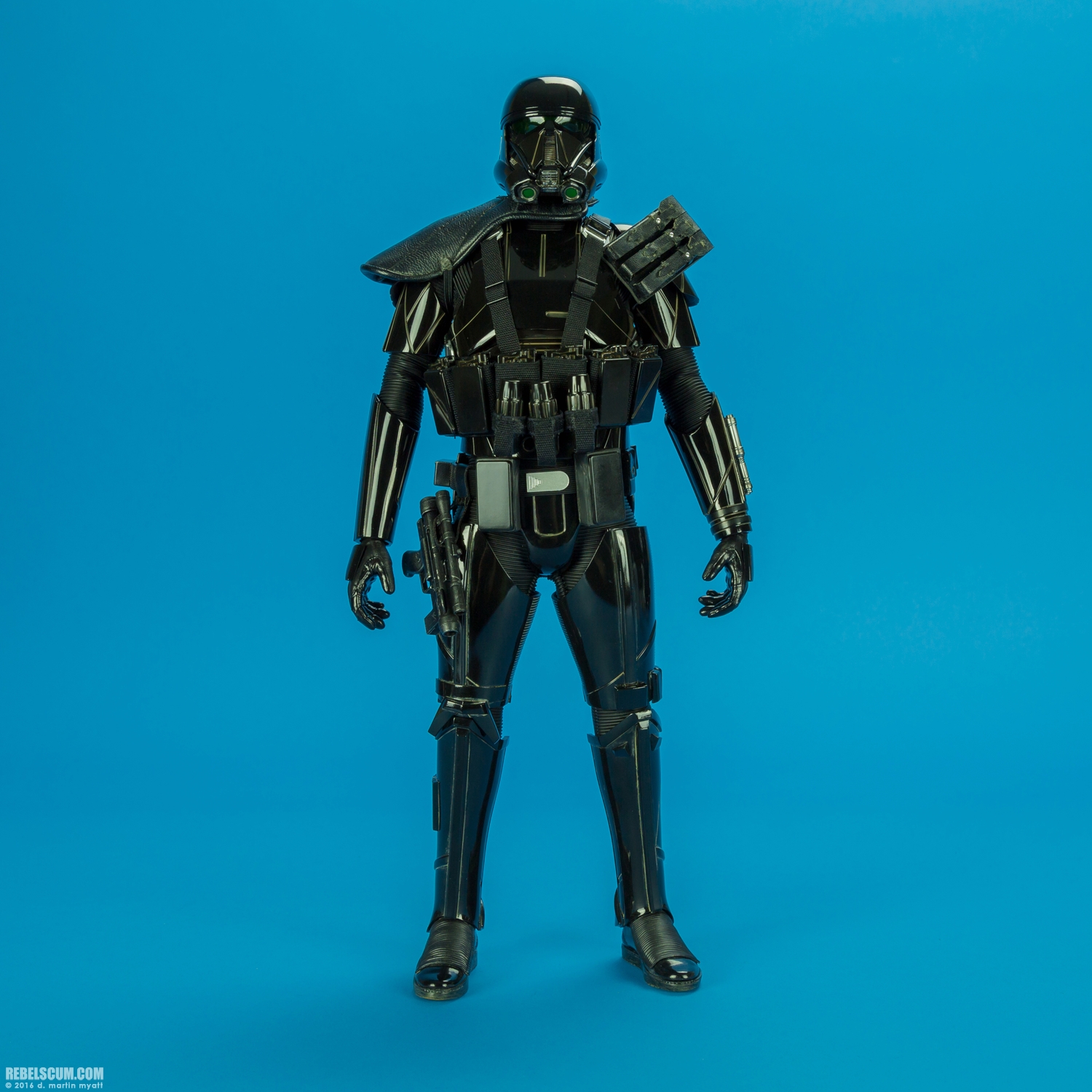 MMS385-Death-Trooper-Specialist-Rogue-One-Hot-Toys-001.jpg