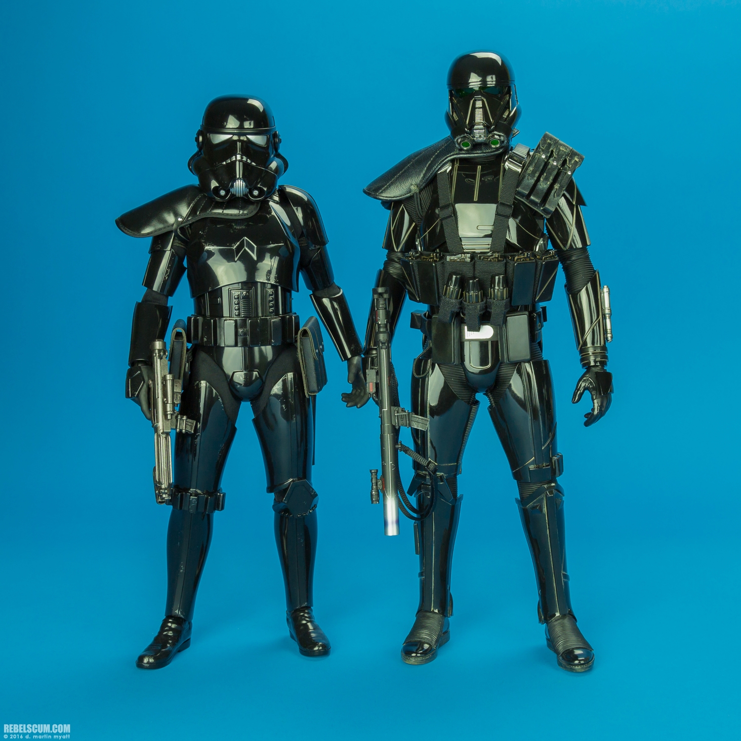 MMS385-Death-Trooper-Specialist-Rogue-One-Hot-Toys-022.jpg