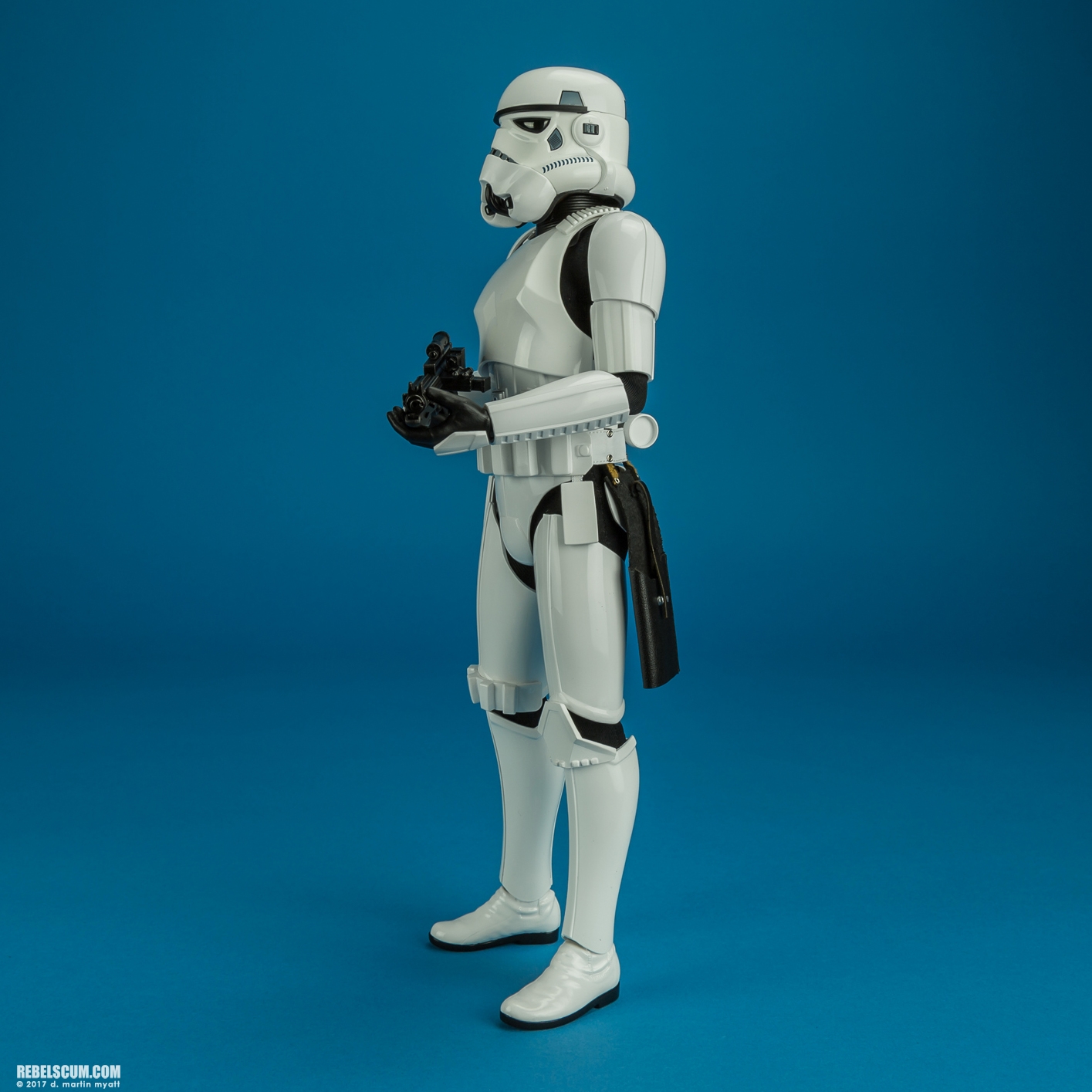 MMS418-Han-Solo-Stormtrooper-Disguise-Hot-Toys-007.jpg