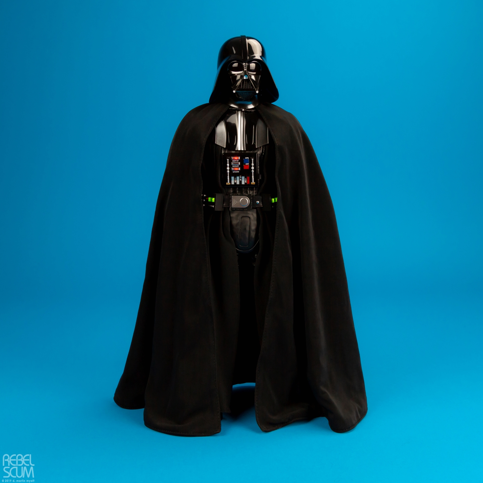 MMS452-Darth-Vader-The-Empire-Strikes-Back-Hot-Toys-001.jpg