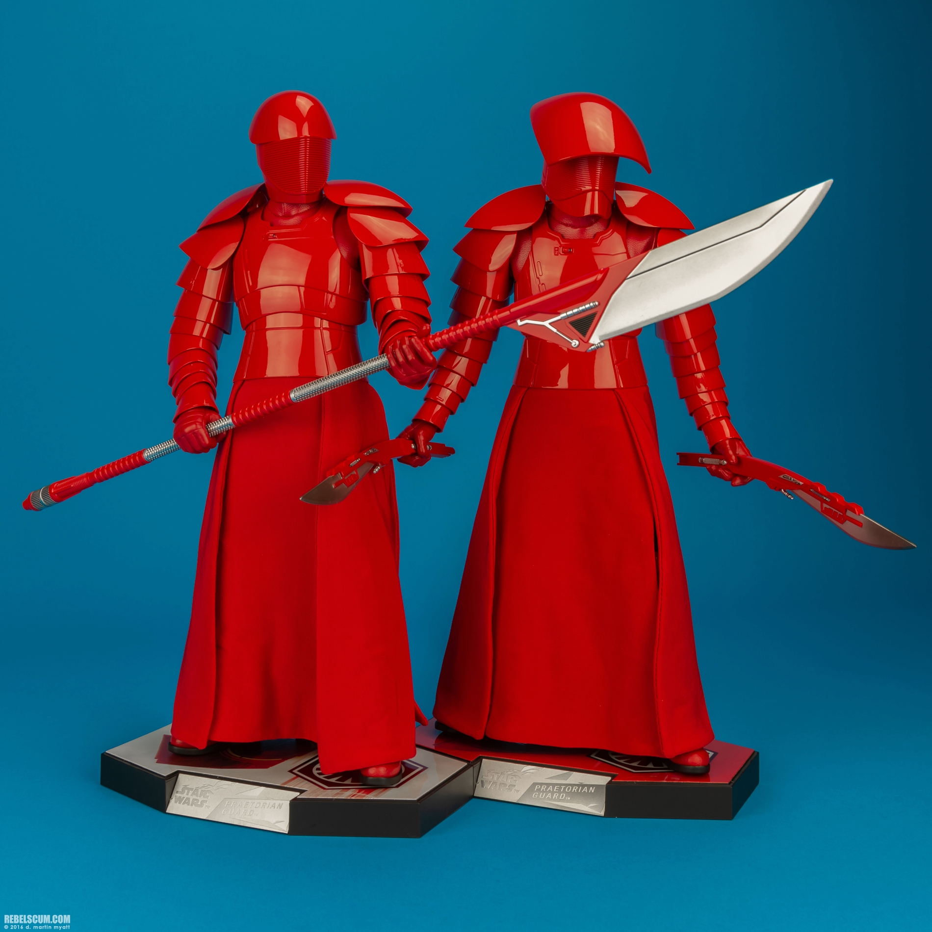 MMS454-Praetorian-Guard-Double-Blade-Star-Wars-Hot-Toys-019.jpg