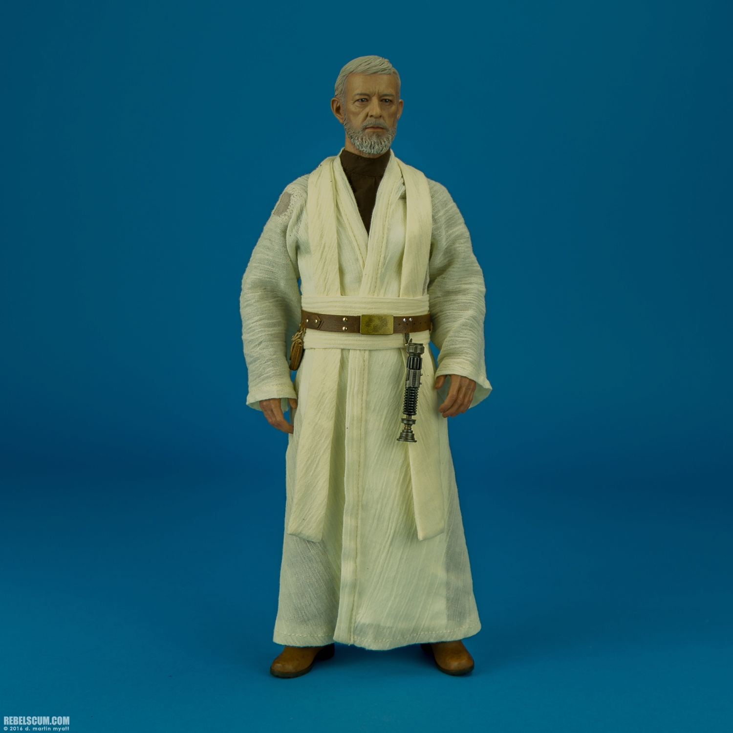 Obi-Wan-Kenobi-MMS283-Star-Wars-Hot-Toys-001.jpg