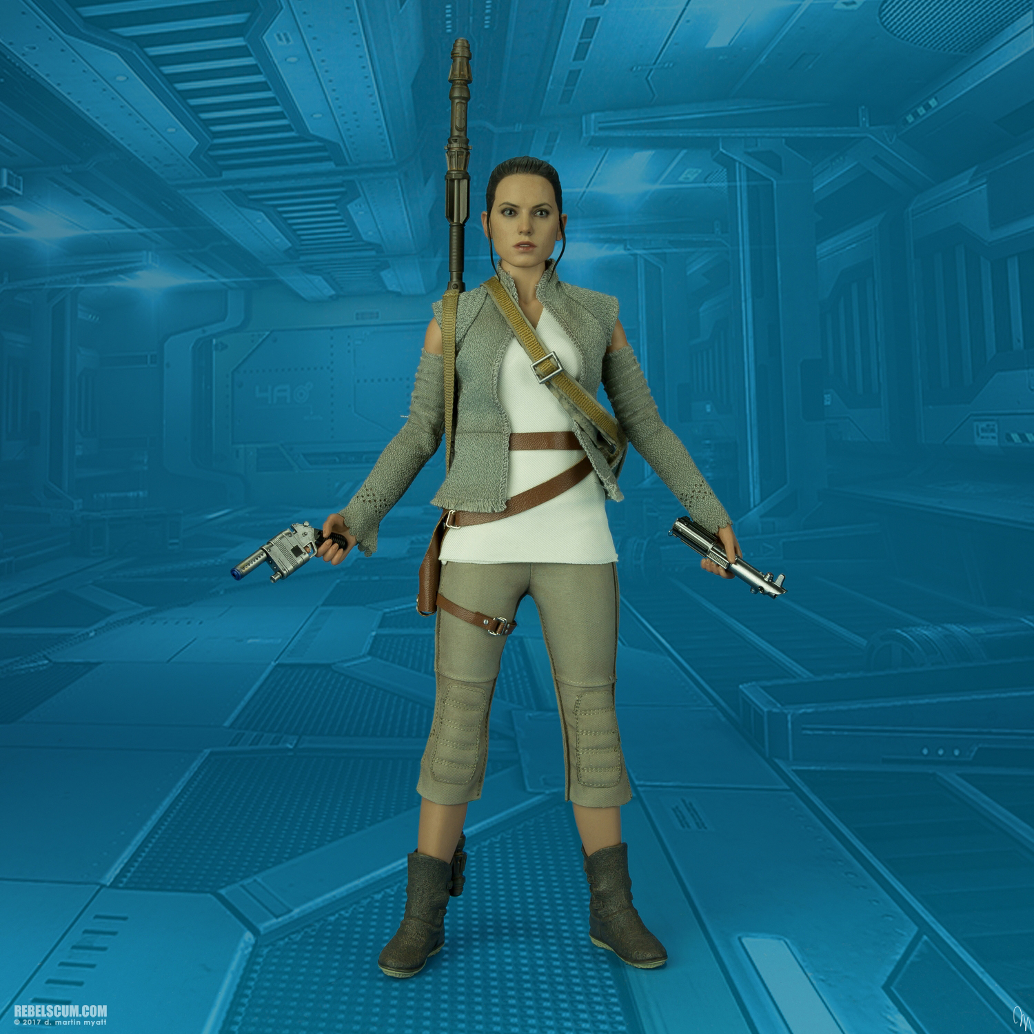 Rey-Resistance-Outfit-MMS377-Force-Awakens-Hot-Toys-028.jpg