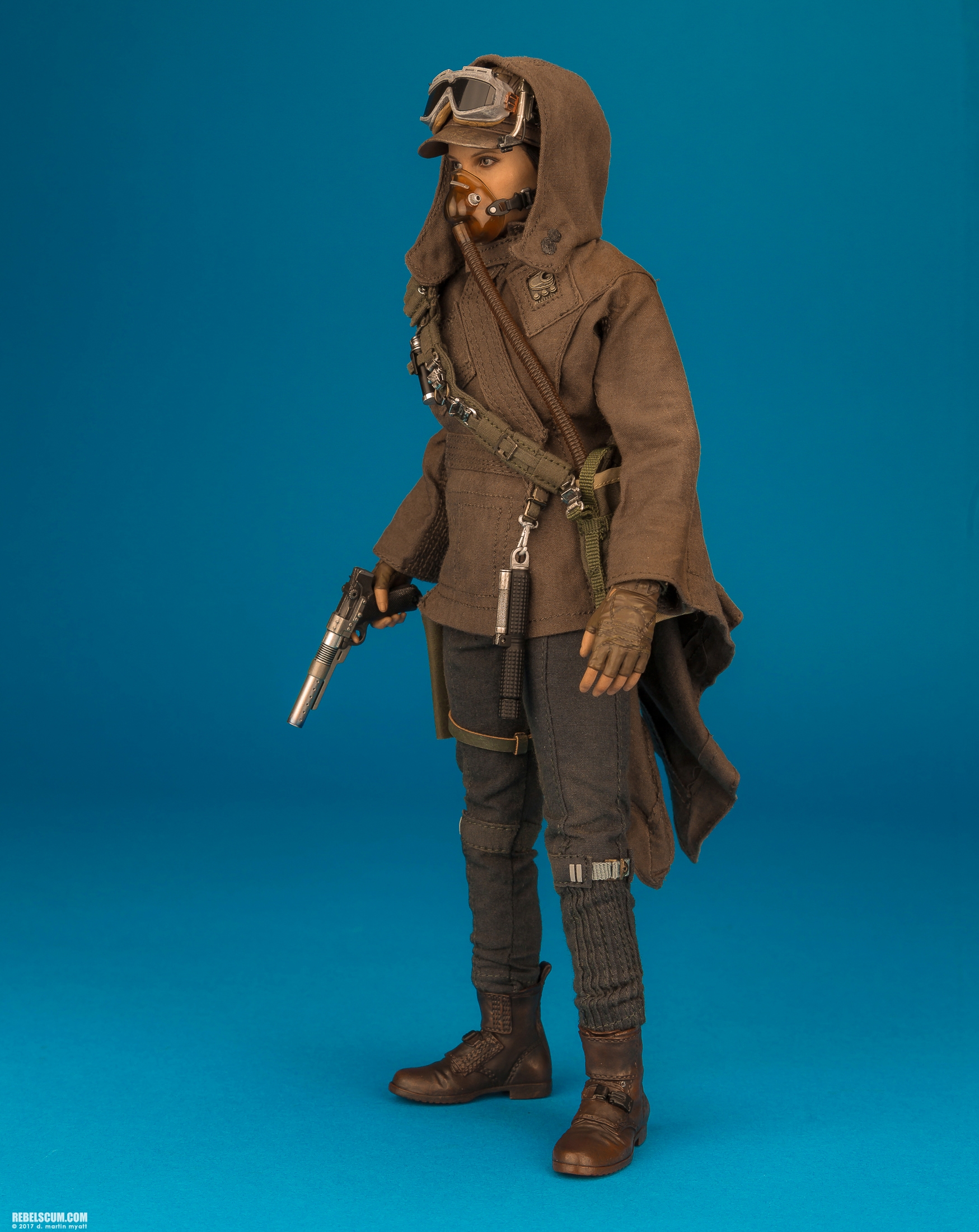MMS405-Jyn-Erso-Deluxe-Star-Wars-Rogue-One-Hot-Toys-019.jpg