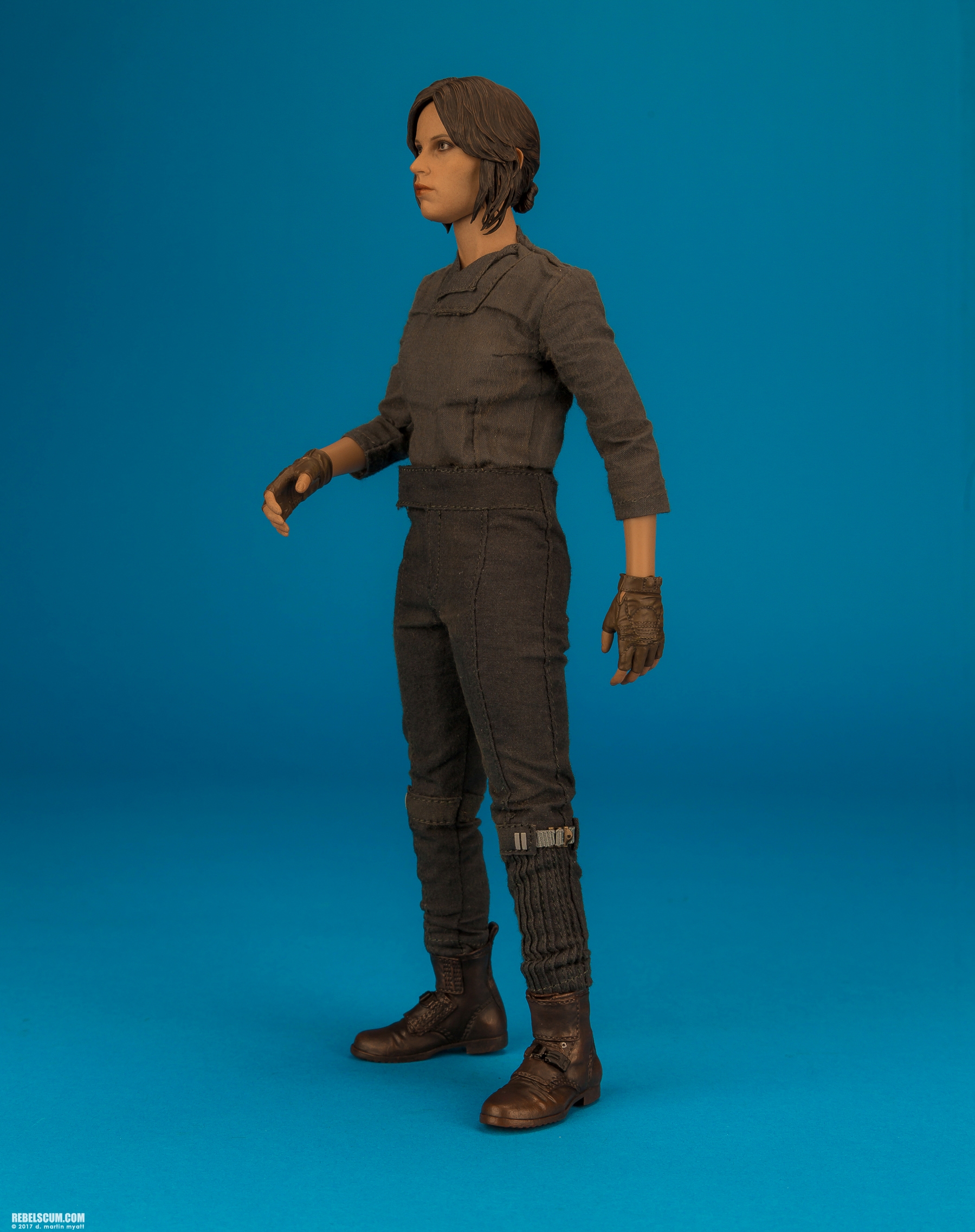 MMS405-Jyn-Erso-Deluxe-Star-Wars-Rogue-One-Hot-Toys-031.jpg