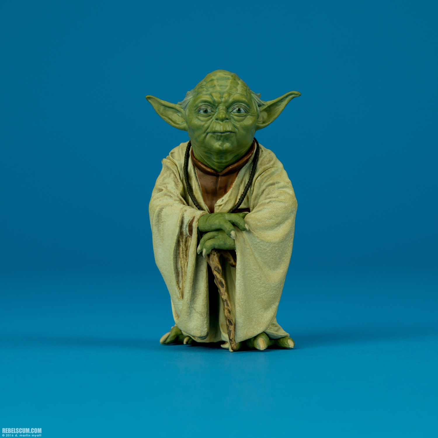 Yoda-R2-D2-ARTFX-plus-Kotobukiya-009.jpg